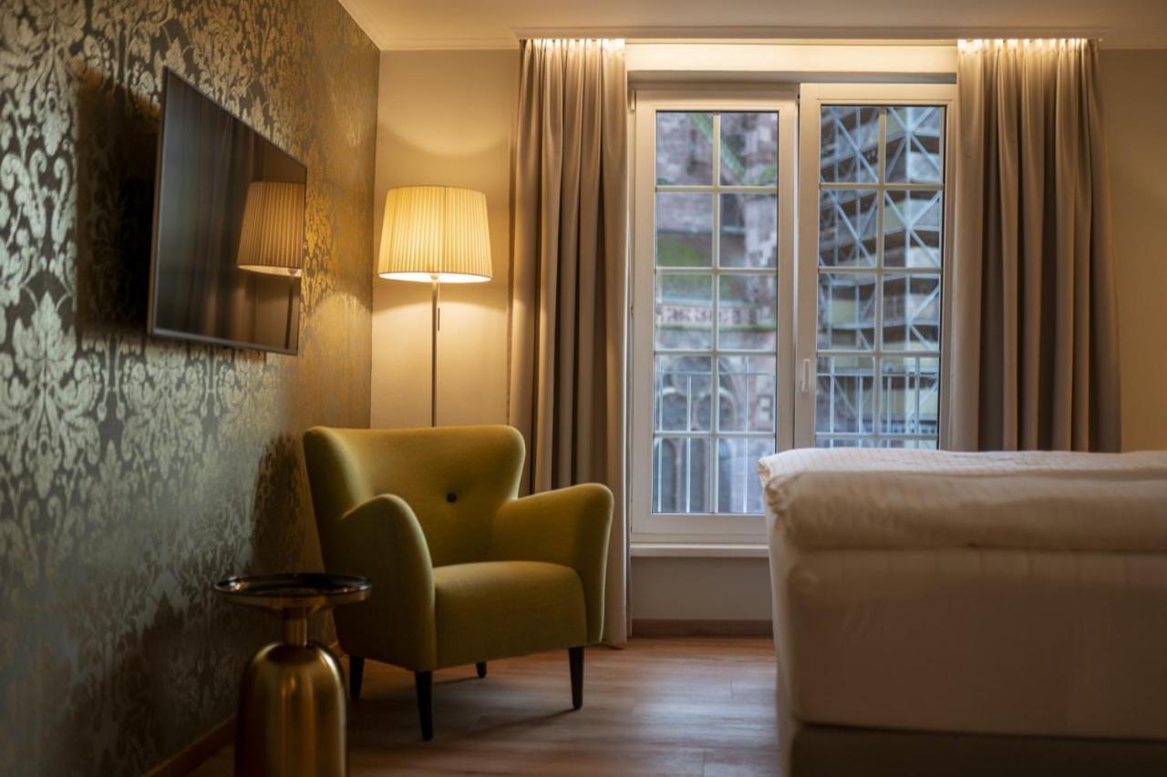 Hotel Rappen Am Muensterplatz Freiburg im Breisgau Eksteriør bilde